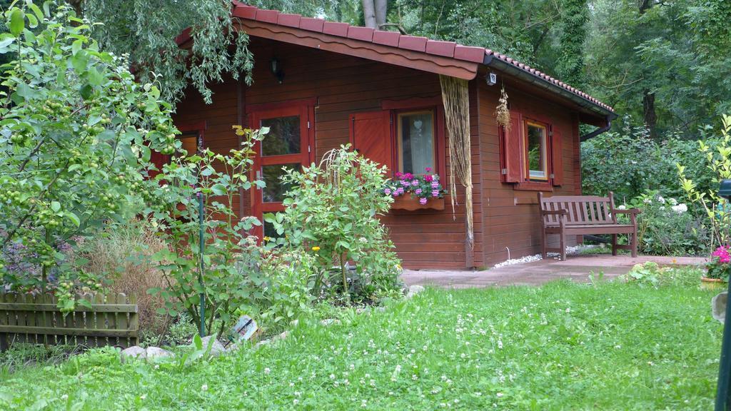 Ferienhaus Natura ノイルピーン エクステリア 写真